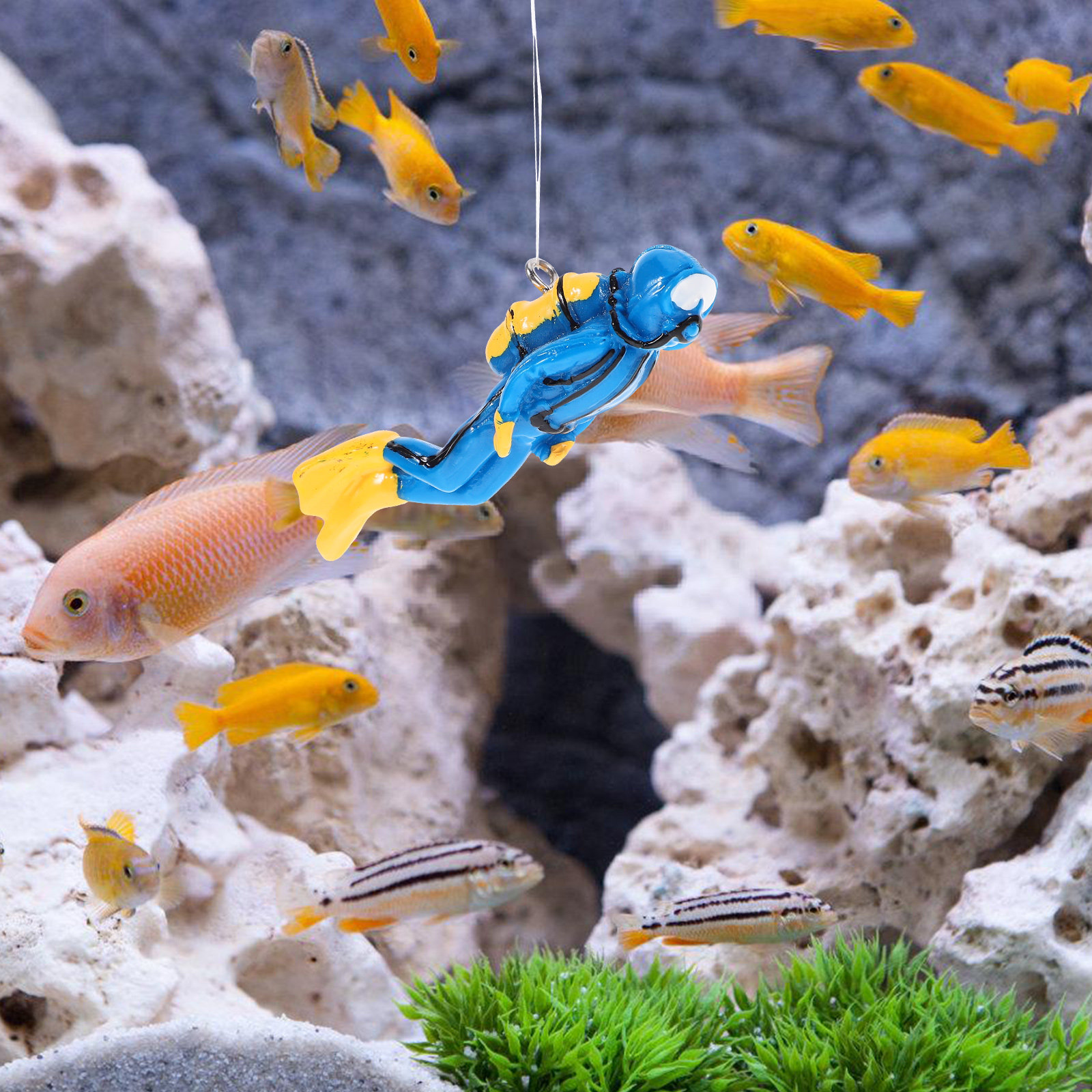 Floating Fish Tank Diver Decor - Aquarium Fish Unique recensione e prezzo